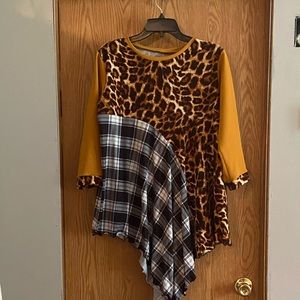 ❤️SOLD❤️Custom made top❤️SOLD